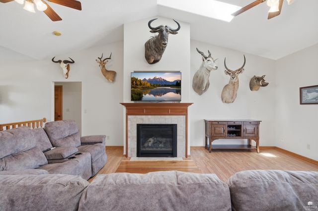 9500 Condray Road, Manhattan, KS 66503