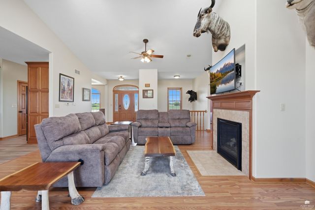 9500 Condray Road, Manhattan, KS 66503
