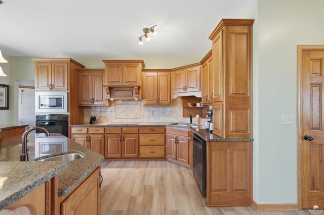 9500 Condray Road, Manhattan, KS 66503