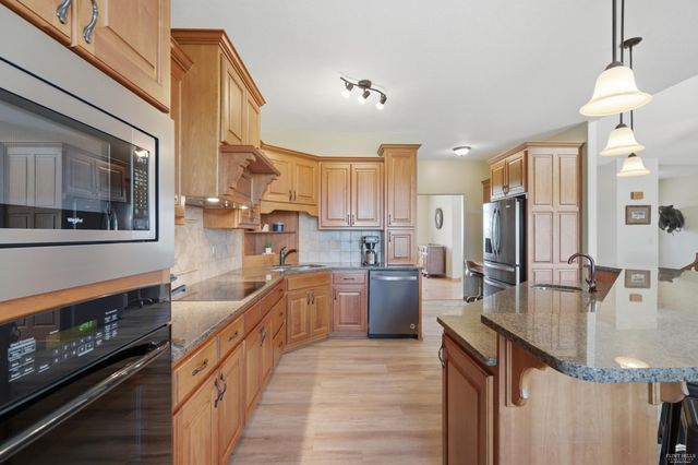 9500 Condray Road, Manhattan, KS 66503