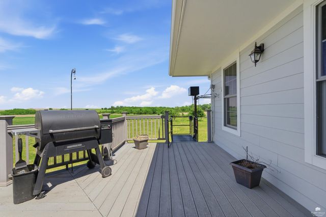 9500 Condray Road, Manhattan, KS 66503