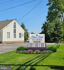 921 PENLLYN BLUE BELL PIKE, Blue Bell, PA 19422