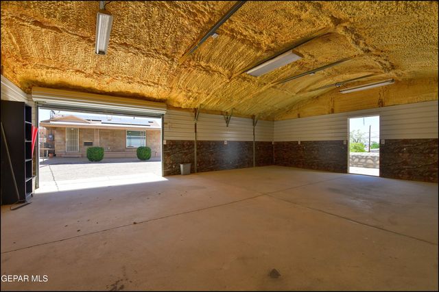 5107 RAYMOND JAYS Road, El Paso, TX 79903