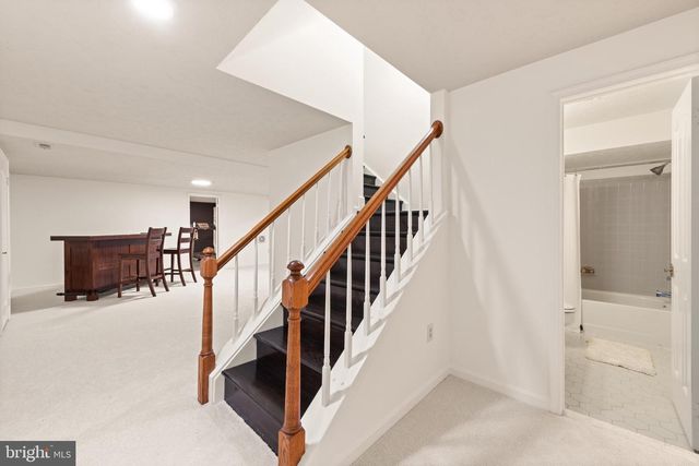 17508 APPLEWOOD LN, Rockville, MD 20855