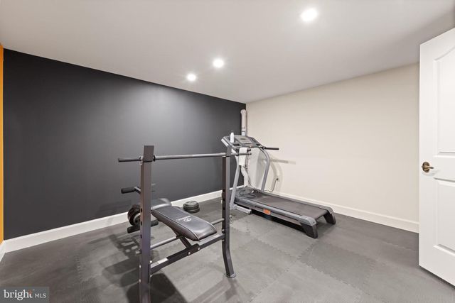 17508 APPLEWOOD LN, Rockville, MD 20855