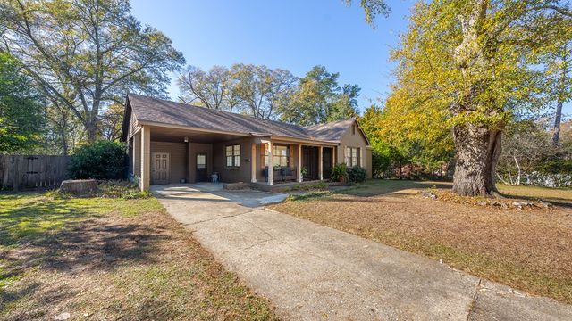 3704 E Britt David Road, Columbus, GA 31909