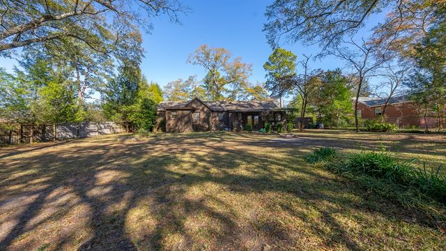 3704 E Britt David Road, Columbus, GA 31909