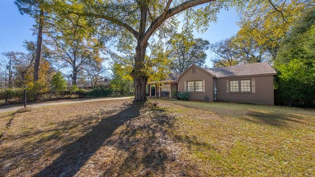 3704 E Britt David Road, Columbus, GA 31909