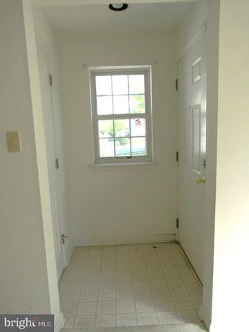 777 BLOSSOM HILL LN, Dallastown, PA 17313