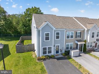 34 TEAKWOOD DR, Martinsburg, WV 25404