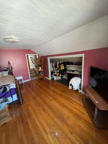 1009 RED OAK LANE, Appleton, WI 54915