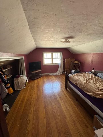1009 RED OAK LANE, Appleton, WI 54915