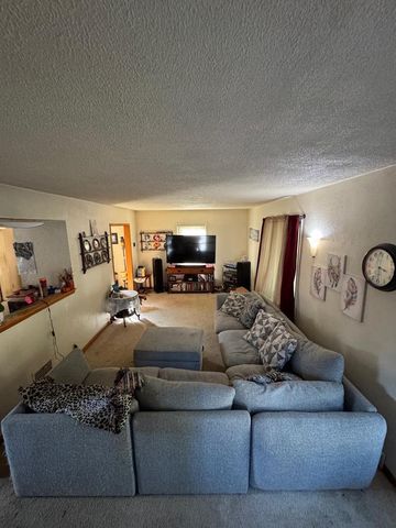 1009 RED OAK LANE, Appleton, WI 54915