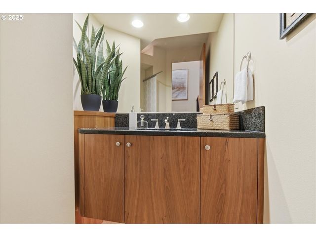 12604 Ne 40TH Ave, Vancouver, WA 98686