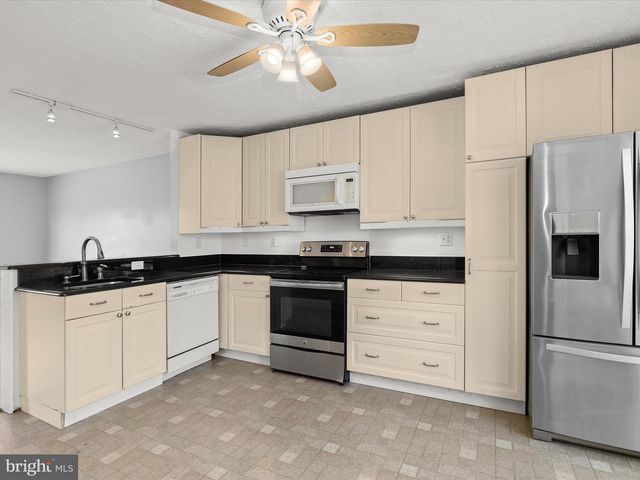 9416 BELLHALL DR, Baltimore, MD 21236