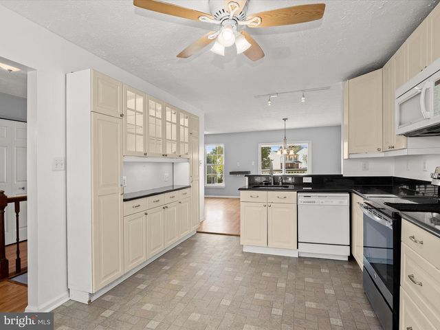 9416 BELLHALL DR, Baltimore, MD 21236