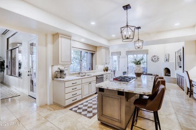 10772 E YEARLING Drive, Scottsdale, AZ 85255