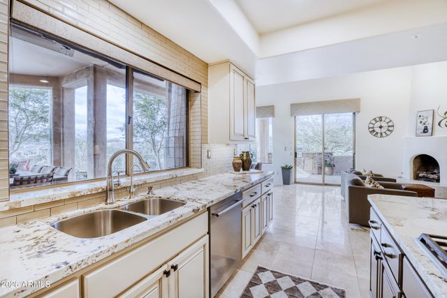 10772 E YEARLING Drive, Scottsdale, AZ 85255