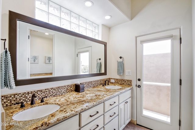 10772 E YEARLING Drive, Scottsdale, AZ 85255