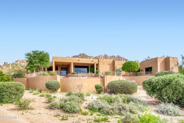 10772 E YEARLING Drive, Scottsdale, AZ 85255