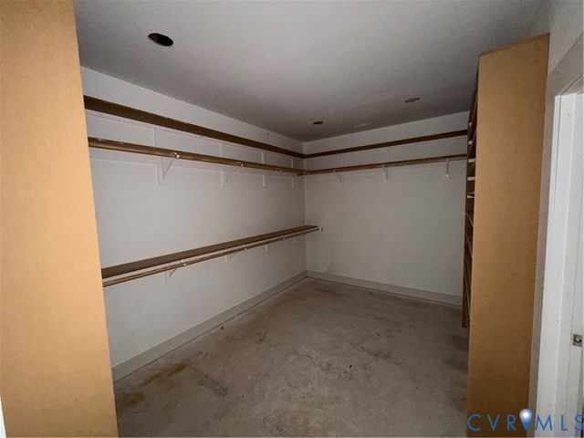 1559 Smokey Ridge Rd, Maidens, VA 23102