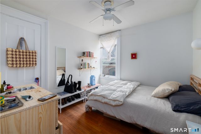276 Humphrey Street, New Haven, CT 06511