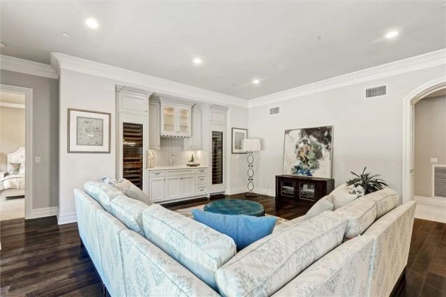 631 W Longden Avenue, Arcadia, CA 91007