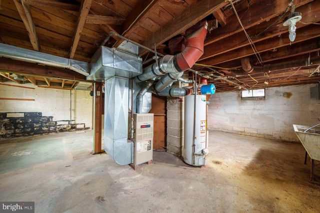 213 DECALB AVE, Wilmington, DE 19804