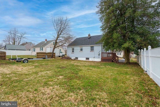 213 DECALB AVE, Wilmington, DE 19804