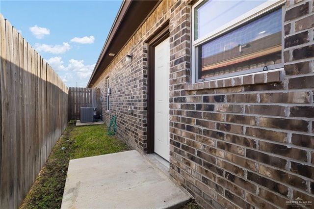 1101 W Sunset Valley Street, Mission, TX 78573