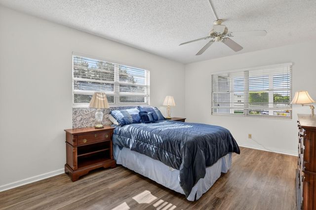 3080 Cornwall D, Boca Raton, FL 33434