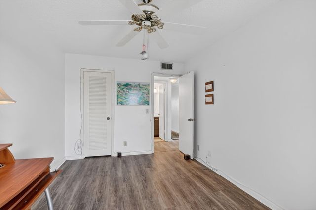 3080 Cornwall D, Boca Raton, FL 33434