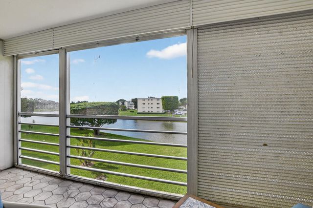 3080 Cornwall D, Boca Raton, FL 33434