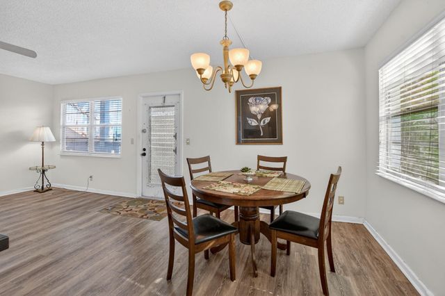 3080 Cornwall D, Boca Raton, FL 33434