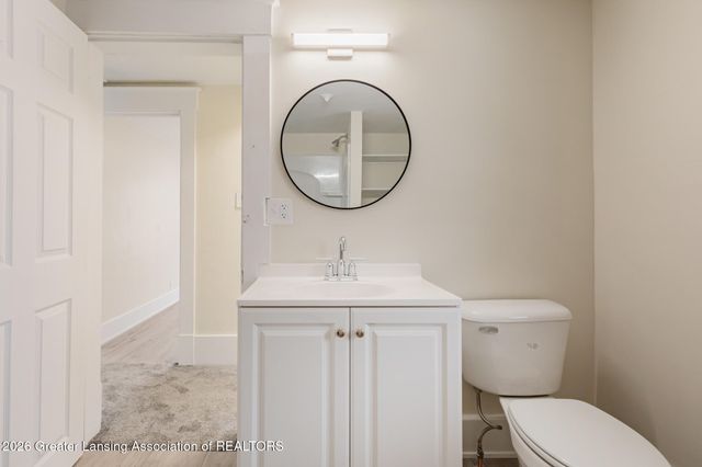 1027 Britten Avenue, Lansing, MI 48910