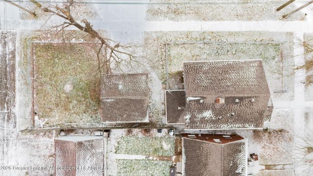 1027 Britten Avenue, Lansing, MI 48910