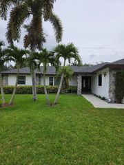 956 SAGE Avenue, Wellington, FL 33414