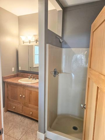 11287 Ullrey Drive, Vicksburg, MI 49097