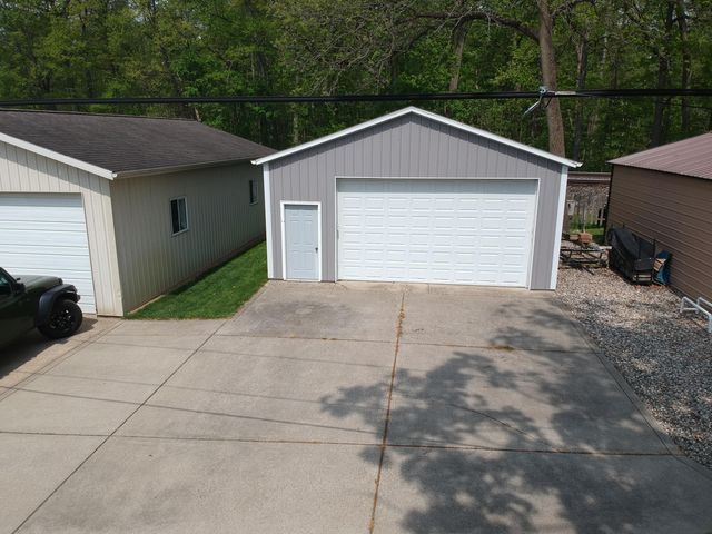 11287 Ullrey Drive, Vicksburg, MI 49097