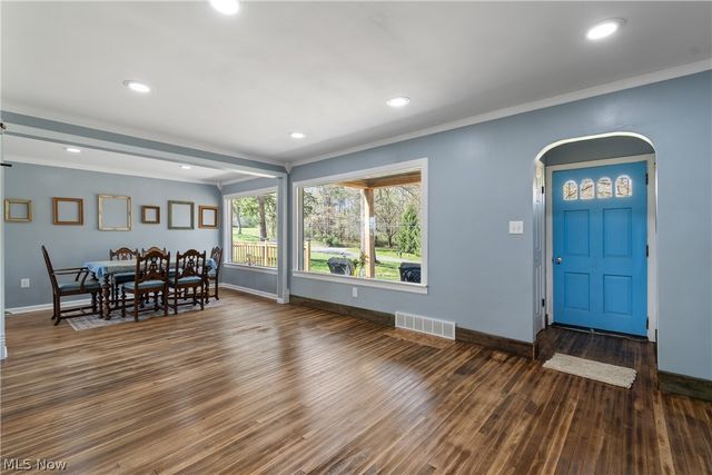 5261 Dailey Road, New Franklin, OH 44319