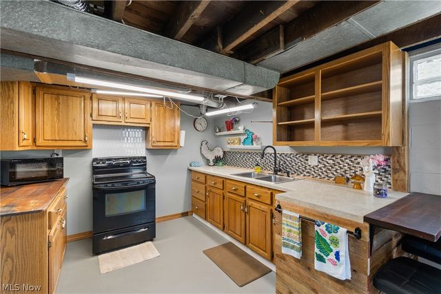 5261 Dailey Road, New Franklin, OH 44319