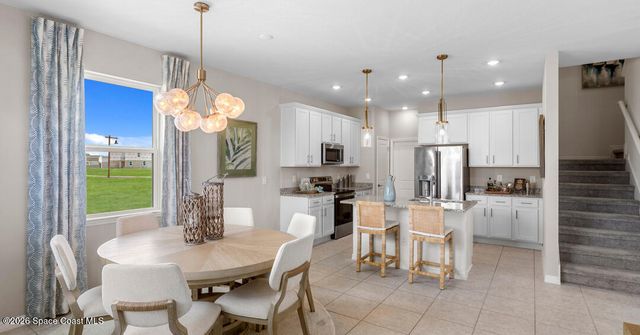 856 Castleford Avenue NE, Palm Bay, FL 32905