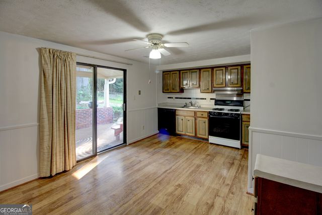 612 Tower Road, Peachtree City, GA 30269