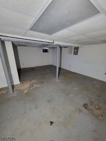 20 Oak Hill Dr, Toms River Township, NJ 08753