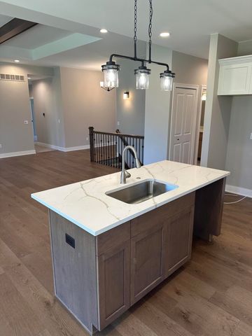 50402 Oakbrooke Drive, Chesterfield Twp, MI 48047