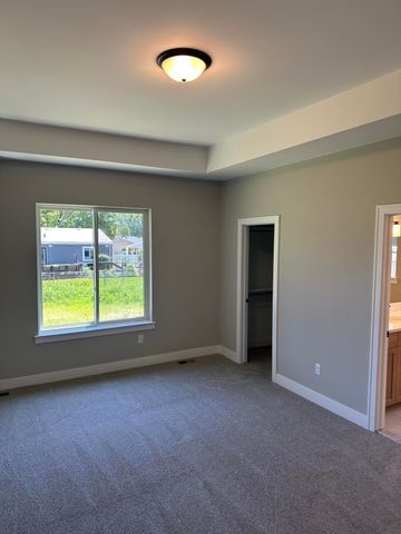 50402 Oakbrooke Drive, Chesterfield Twp, MI 48047