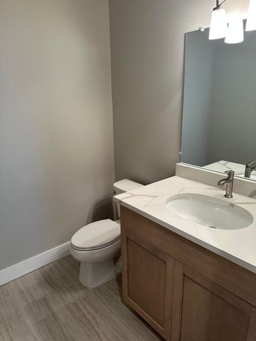 50402 Oakbrooke Drive, Chesterfield Twp, MI 48047