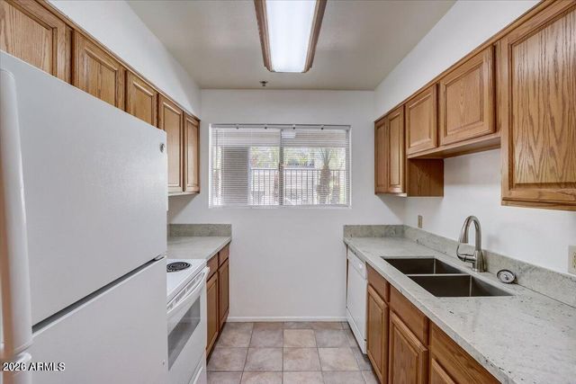 1650 N 87TH Terrace A26, Scottsdale, AZ 85257