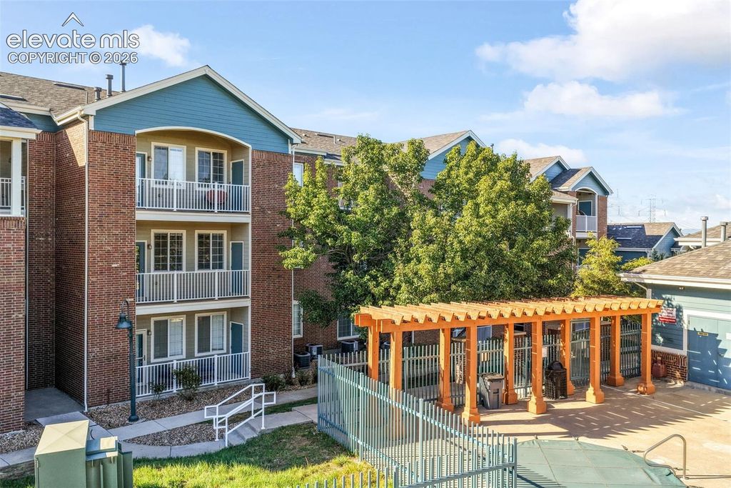 19303 E College Drive 205, Aurora, CO 80013 — exterior