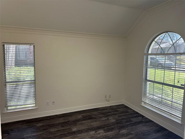 1216 Bold Forbes Drive, Grand Prairie, TX 75052